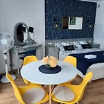 Apartment W Kolobrzegu Blisko Plazy, Parku I Promenady Kolobrzeg